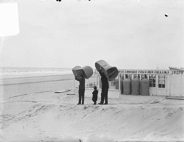 Helder op zuur Melodieus 12 31 Maart 1950 Image: PICRYL - Public Domain Media Search Engine Public  Domain Search}