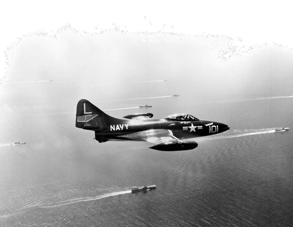Grumman F9F-5P Panther of VC-61 in flight - PICRYL - Public Domain