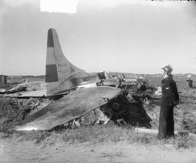 Vliegtuigongeluk Schiphol KLM - PICRYL Public Domain Search