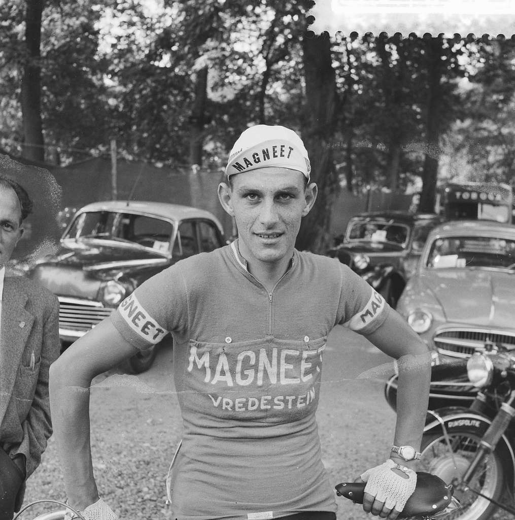 Koppen van Nederlandse renners, die deelnemen aan de Tour de France ...