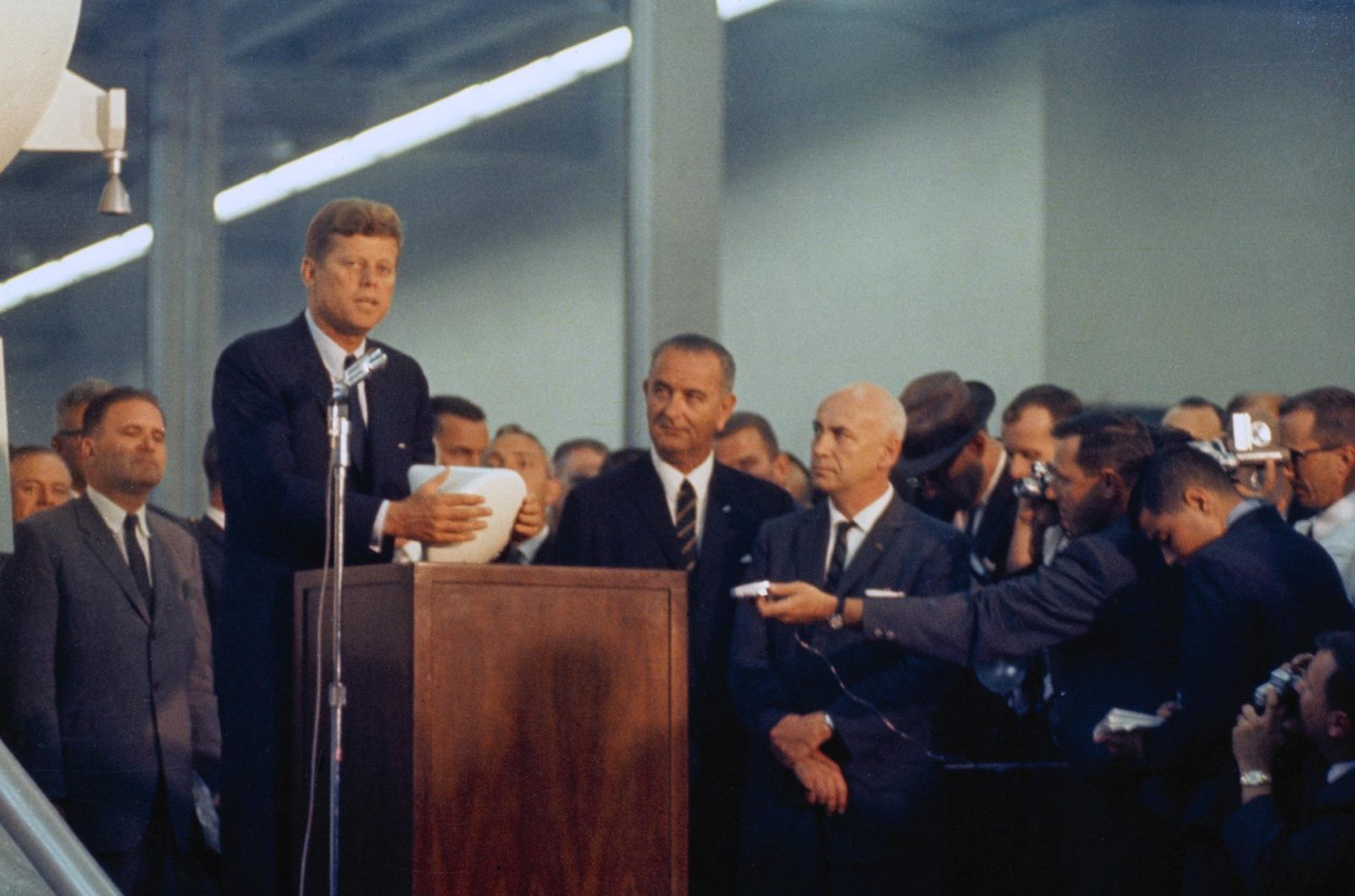 President Kennedy Visit Apollo Model PICRYL Public Domain Image