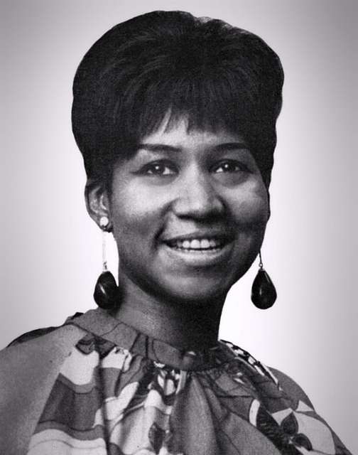 Aretha franklin 1960s cropped retouched - PICRYL - Public Domain