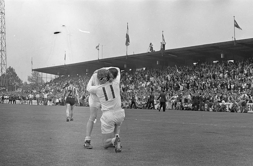 Voetbalwedstrijd finale KNVB beker, Ajax - Sparta: 2-2 - PICRYL - Public  Domain Media Search Engine Public Domain Search