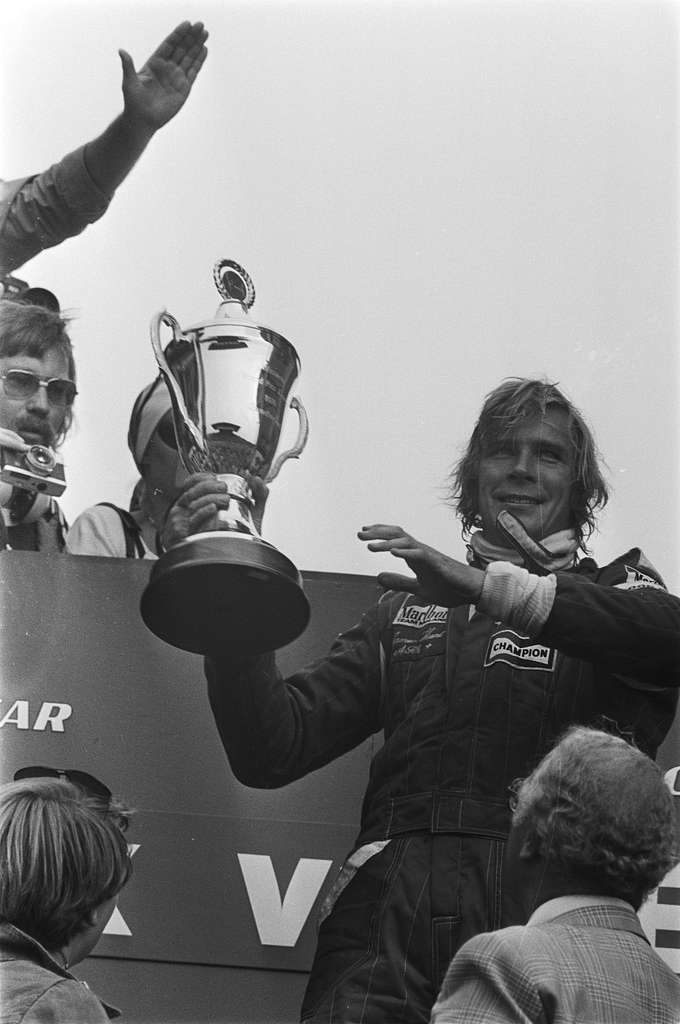 Dutch Grand Prix trophies hark back to historic traits