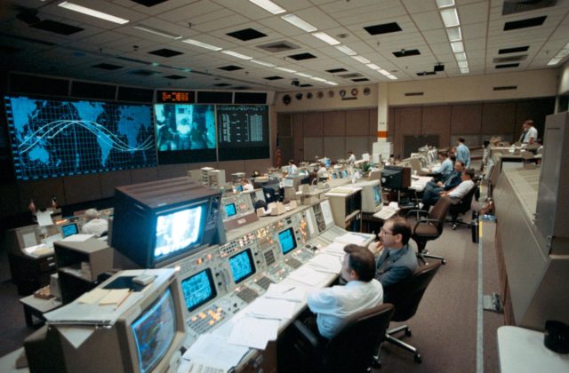 Views of Mission Control Center during launch of STS-8 - PICRYL Public ...