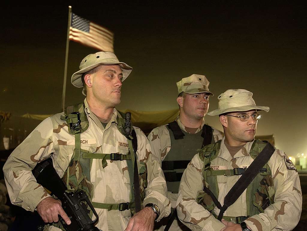 OPERATION IRAQI FREEDOM, US Coast Guard Photo - NARA & DVIDS Public ...