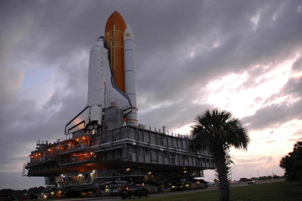 Space center. Космический центр Кеннеди. Космический центр им. Кеннеди (США). Музей мыса Канаверал. Мыс Канаверал космический центр имени Кеннеди.