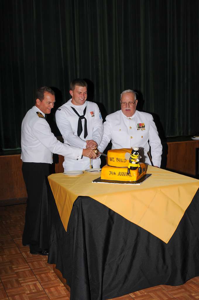 NAVSTA Commander Navy Capt. David Culpepper, Seaman - NARA & DVIDS ...