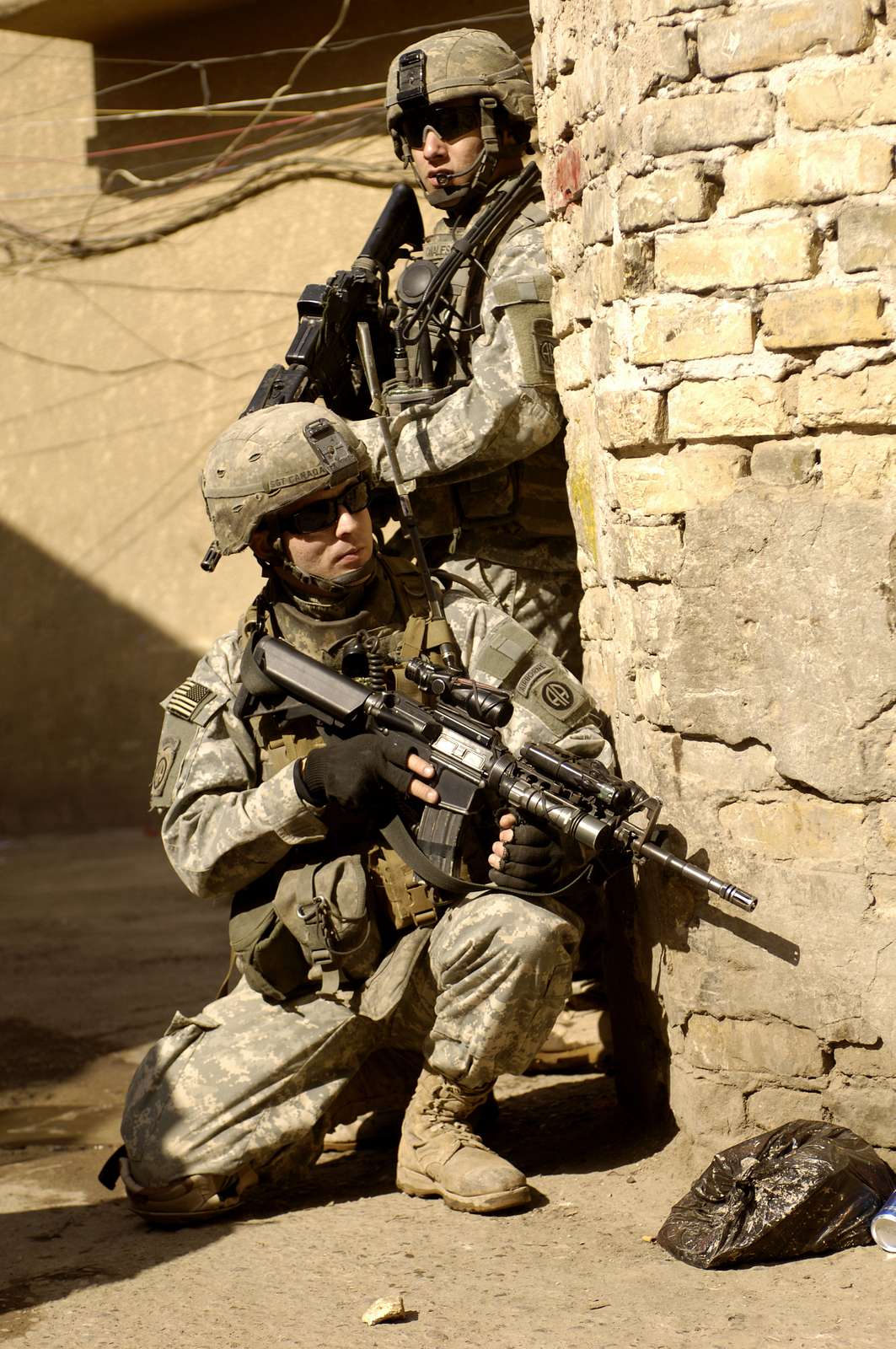 U.S. Army Spc. Canales and Sgt. Canada, 3rd Platoon, - U.S. National ...