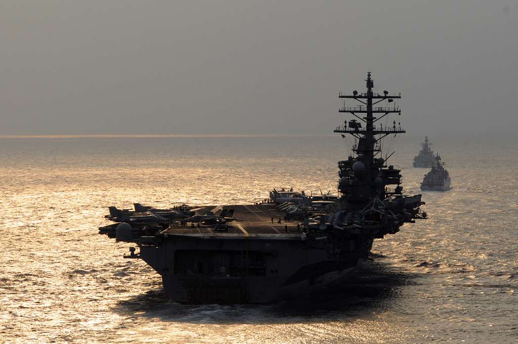 The Nimitz-class aircraft carrier USS Ronald Reagan - PICRYL Public ...