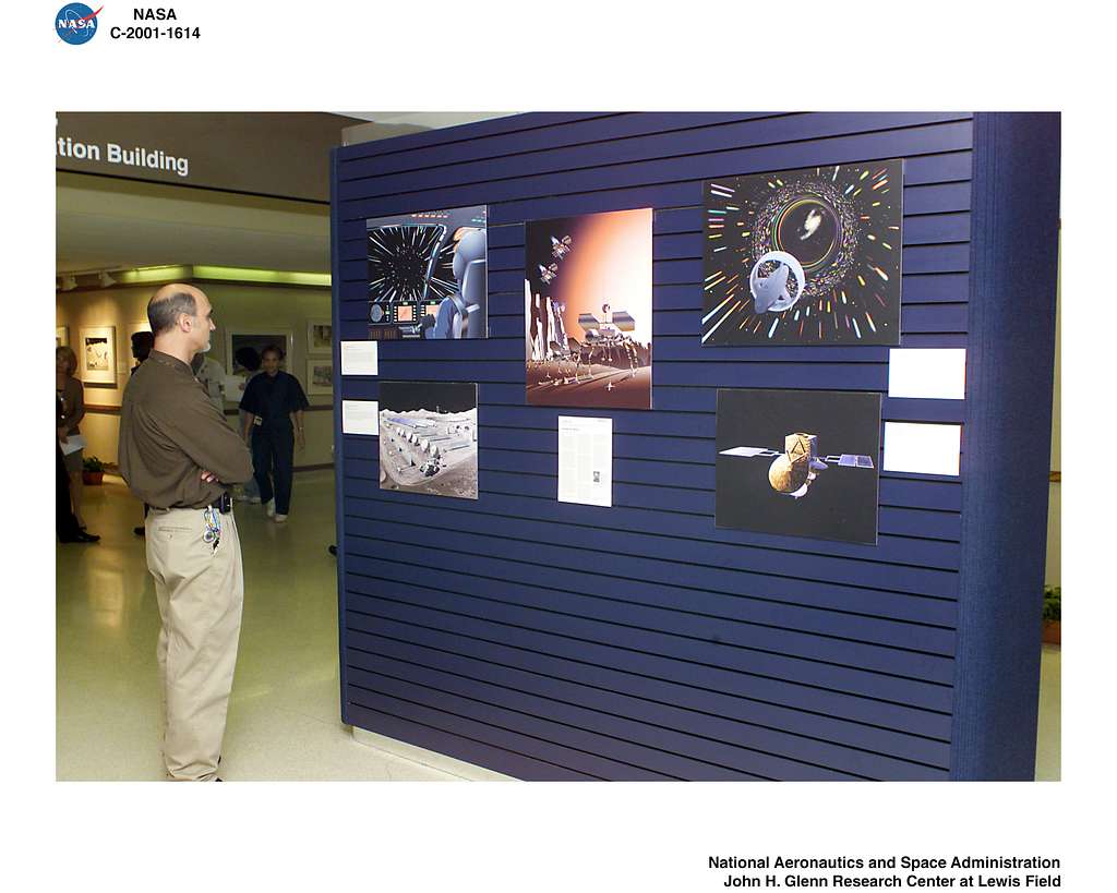 NASA GLENN ART SHOW AT THE CLEVELAND CLINIC FOUNDATION - NARA & DVIDS ...