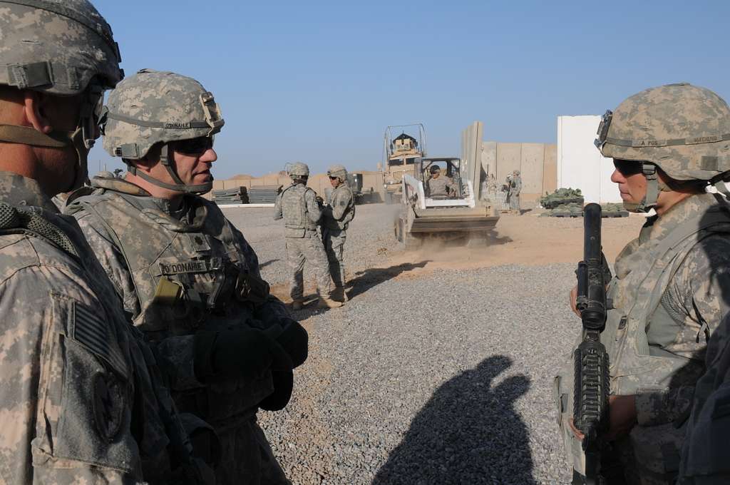 Lt. Col. Dave O'donahue, commander of the 724th Engineer - PICRYL ...