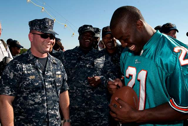 DVIDS - Images - Cheer for troops: Miami Dolphins cheerleaders visit with,  entertain troops at Bagram [Image 2 of 6]