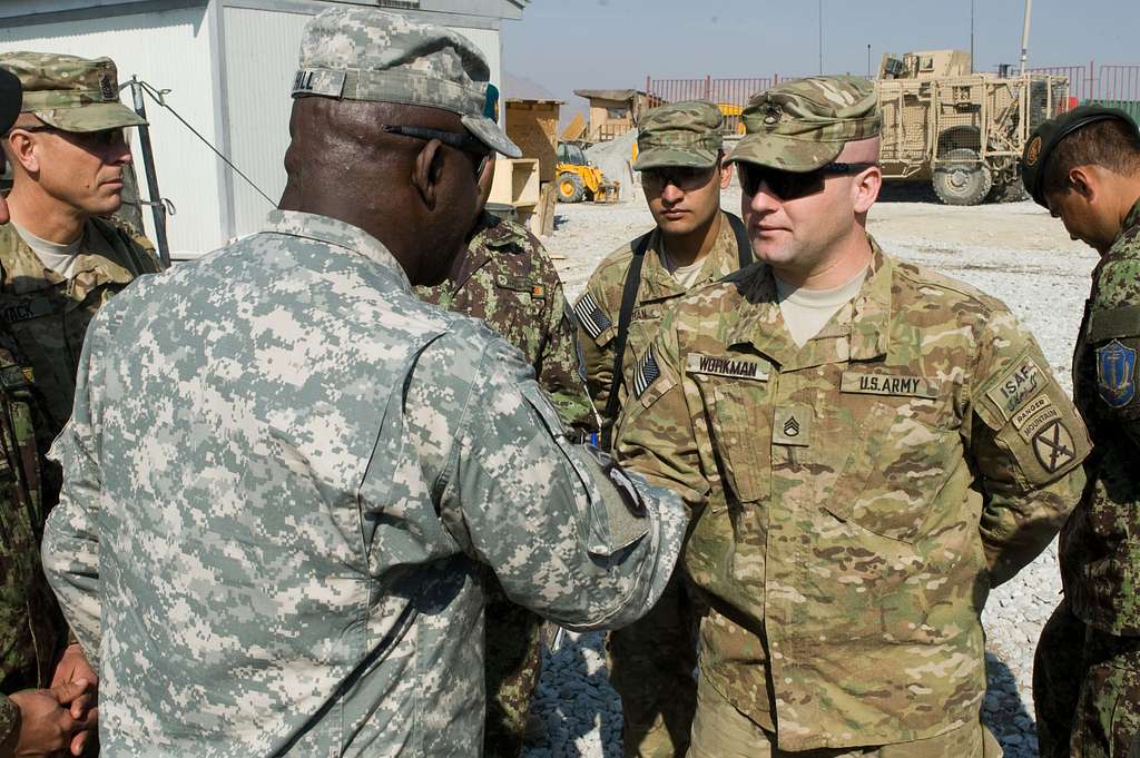 U.S. Army Staff Sgt. Chad Workman, platoon sergeant, - PICRYL - Public ...