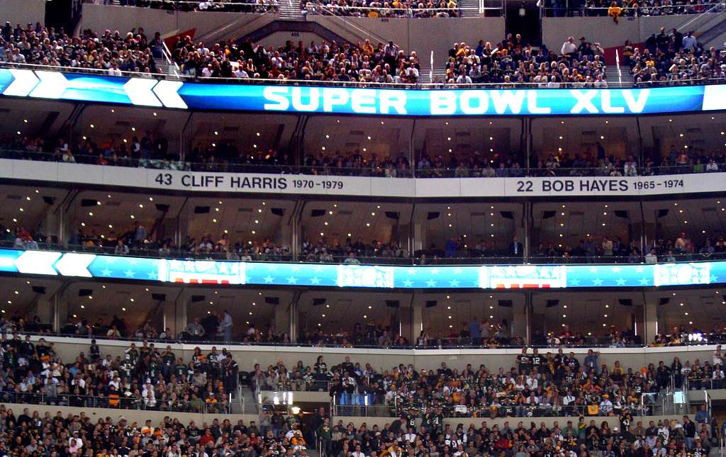 Silent Drill Team performs at Chicago Bears game. - PICRYL - Public Domain  Media Search Engine Public Domain Search