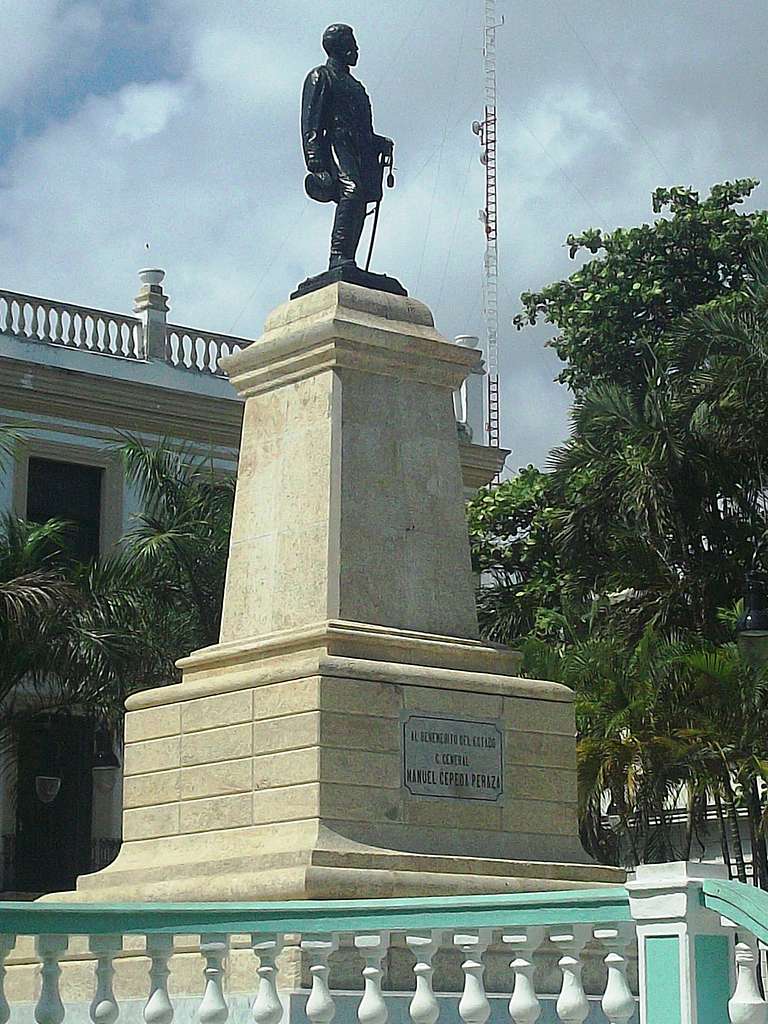 Monumento a Manuel Cepeda Peraza, Mérida, Yucatán (01a) - PICRYL ...