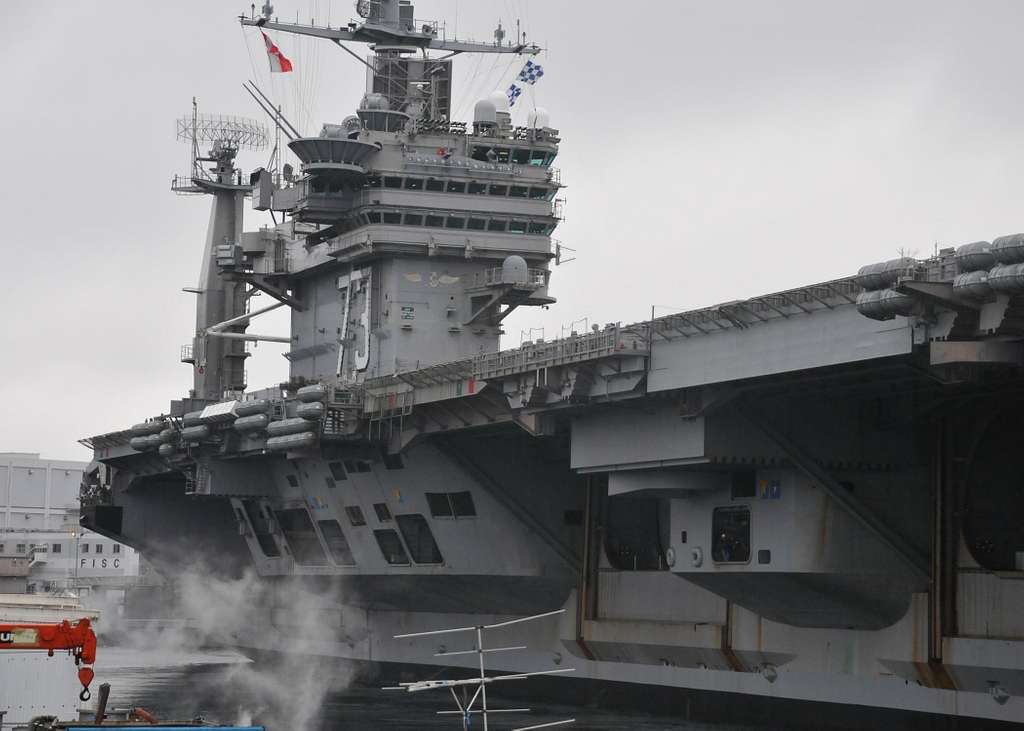 The Forward-deployed Aircraft Carrier USS George Washington - PICRYL ...