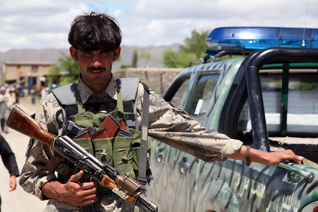 An Afghan border patrolman stops to take a picture - NARA & DVIDS ...