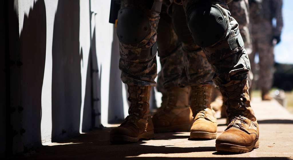 Soldiers with Echo Company, 100th Battalion, 442nd - PICRYL - Public ...