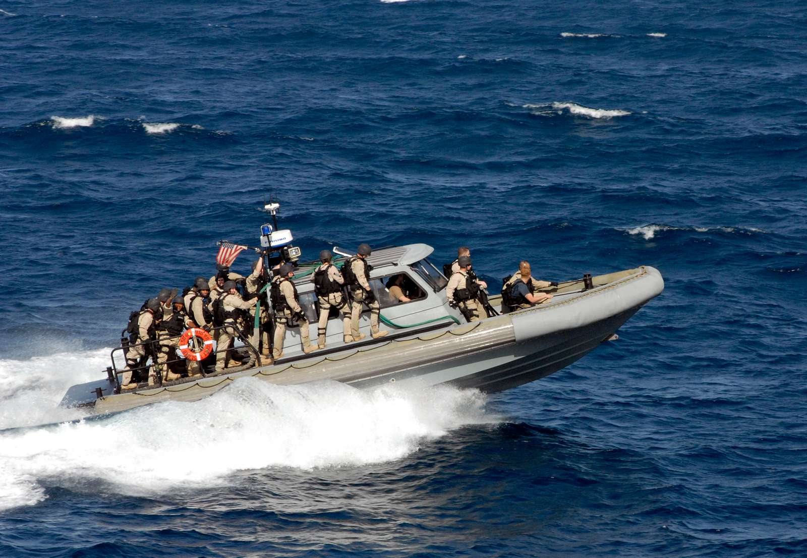 The Visit Board Search and Seizure team from the amphibious - NARA ...