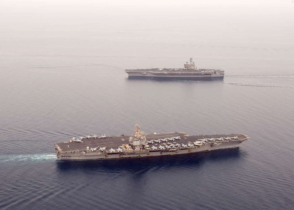 US Navy 110621-N-ZZ999-018 The Navy's oldest aircraft carrier, USS ...