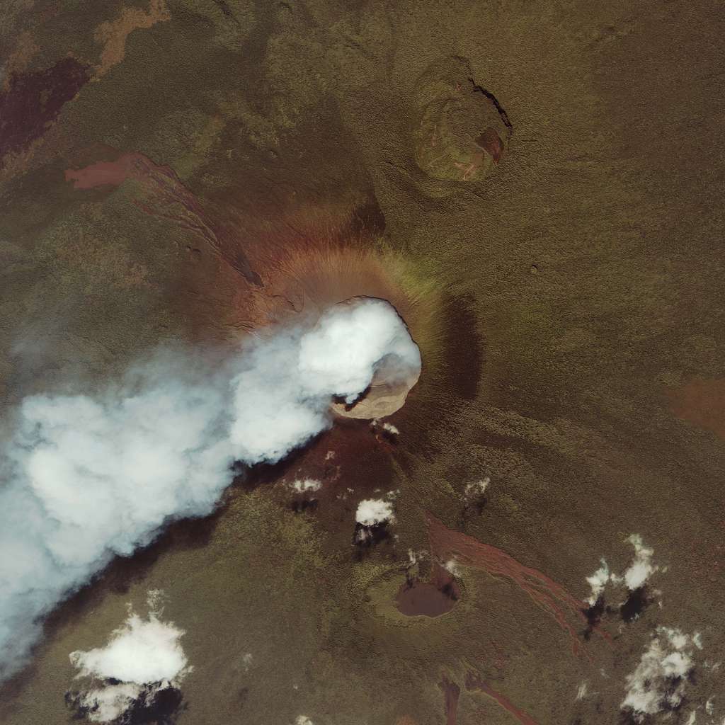 Two East African volcanoes, Nyamuragira and Nyiragongo, - PICRYL Public ...