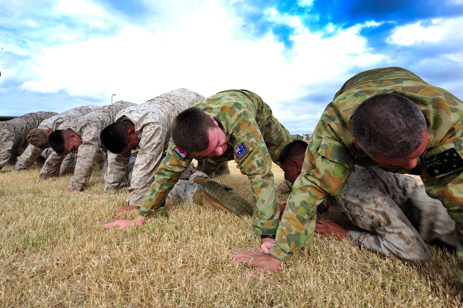 Members of the Australian Defence Force and the U.S. - NARA & DVIDS ...