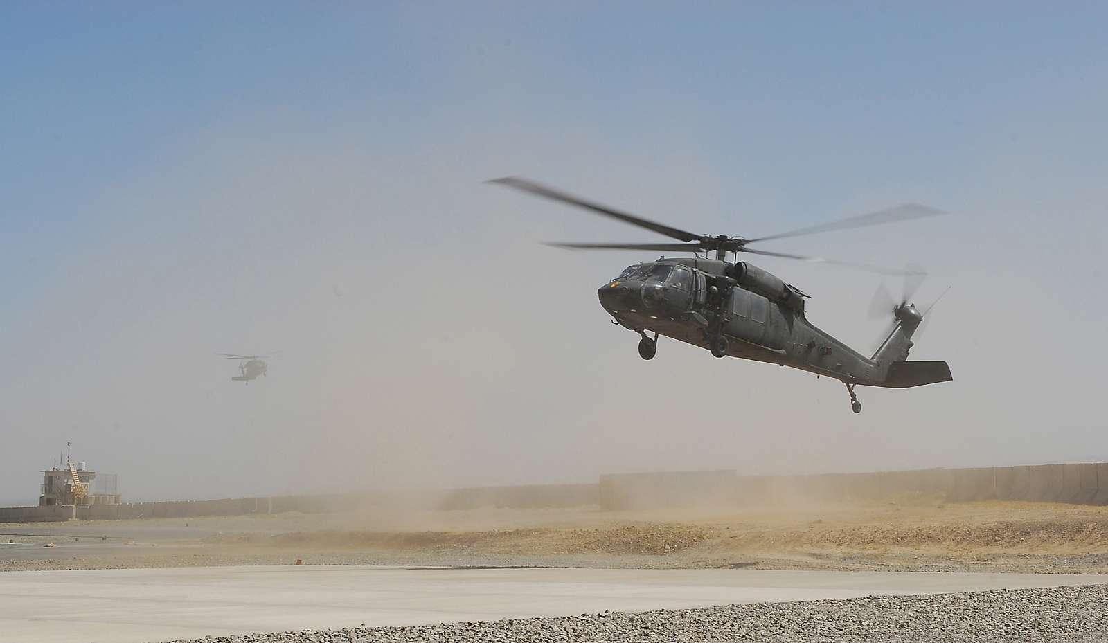 Two UH-60L Black Hawk Helicopters From Company B, TF - NARA & DVIDS ...