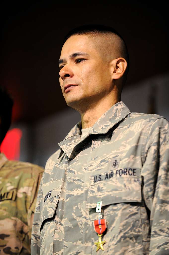 U.S. Air Force Master Sgt. Christopher Banks, a ground - NARA