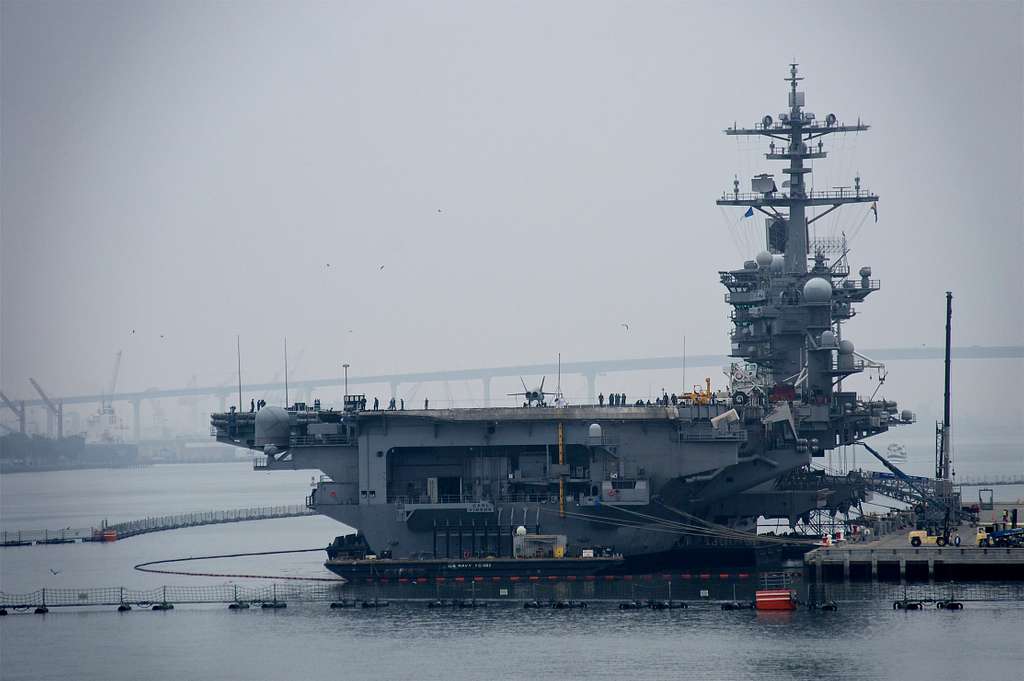 The Nimitz-class Aircraft Carrier Uss Carl Vinson (cvn - Picryl 