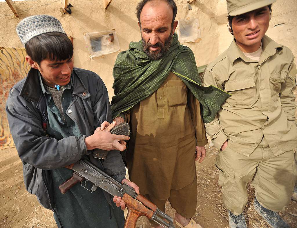 Afghan Local Police recruits learn about the AK-47 - NARA & DVIDS ...