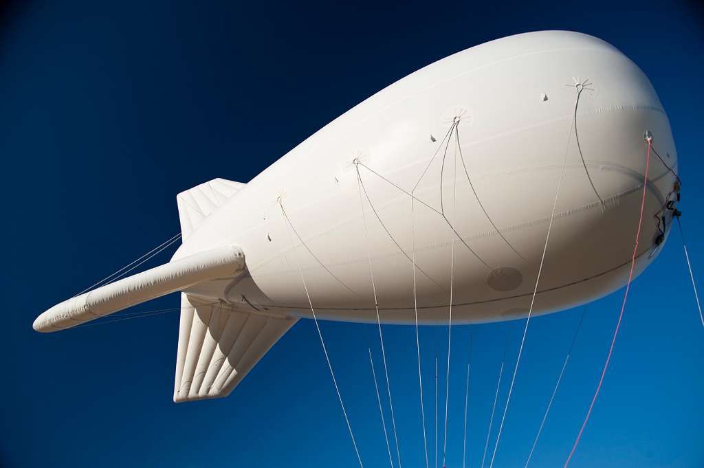 Naval Surface Warfare Center Panama City Division hosts aerostat ...