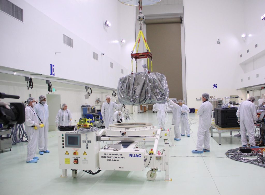 CAPE CANAVERAL, Fla. – In the clean room high bay at the Astrotech ...