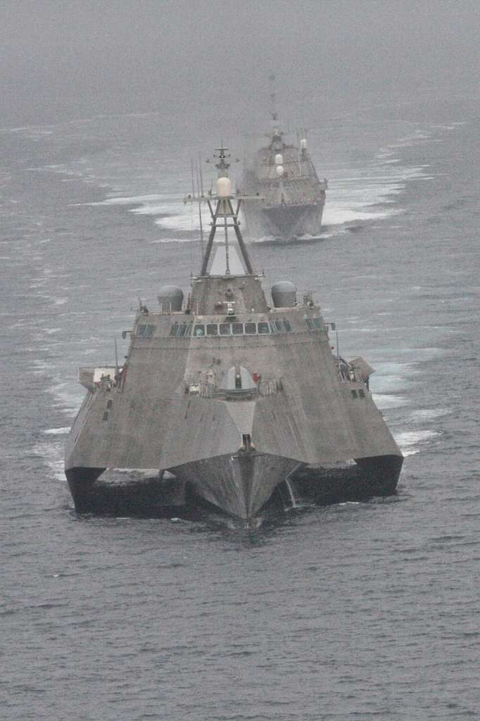 The First Of Class Littoral Combat Ships USS Freedom - NARA & DVIDS ...