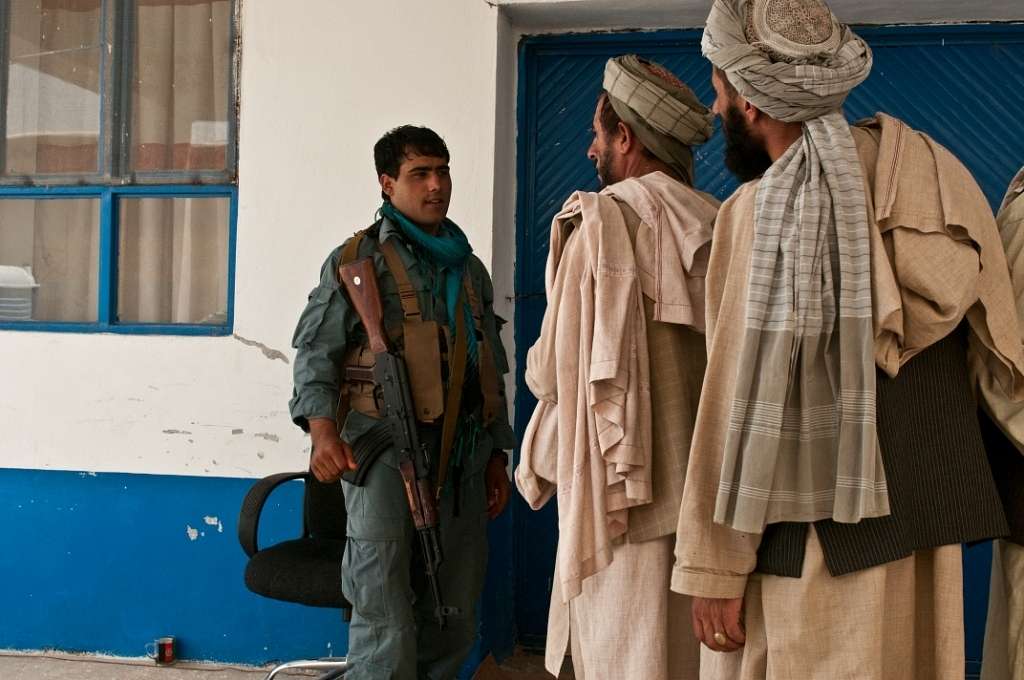 An Afghan Uniformed Police Officer Checked Local Villagers - NARA ...