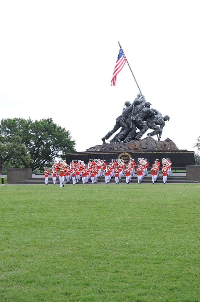 Members of the U.S. Marine Drum and Bugle Corps perform - NARA & DVIDS ...