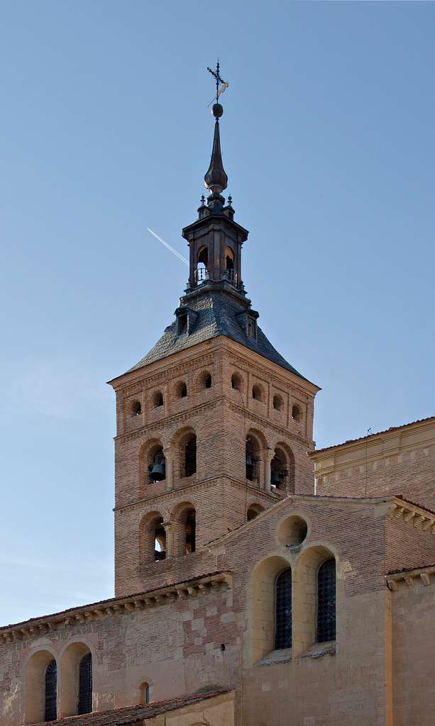 Tourist Attraction - San Martin Segovia clocher - PICRYL - Public Domain  Media Search Engine Public Domain Search