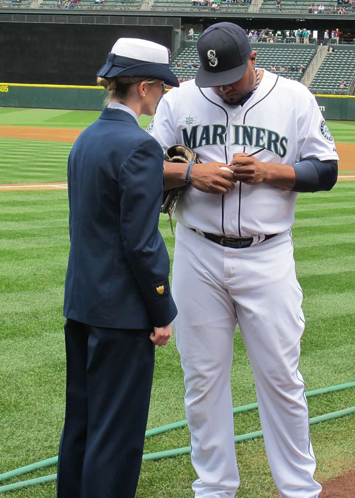 DVIDS - Images - Seattle Mariners Salute the Armed Forces Night