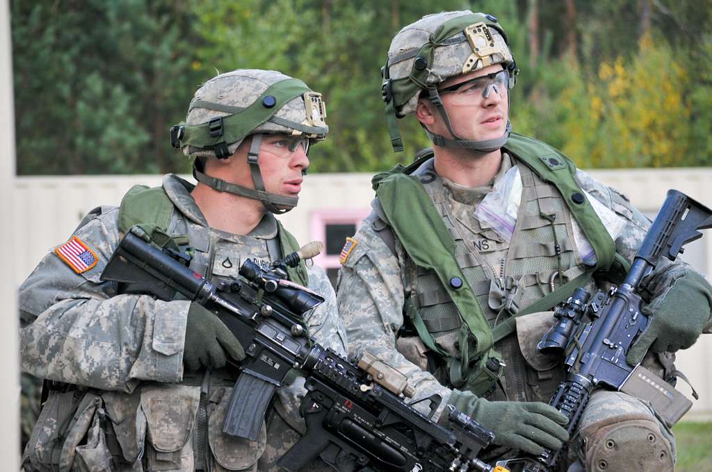 U.S. Army soldiers from 2nd Squadron, 2nd Cavalry Regiment - PICRYL ...