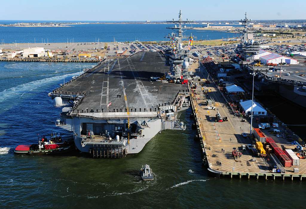 The Nimitz-class aircraft carrier USS Dwight D. Eisenhower - NARA ...