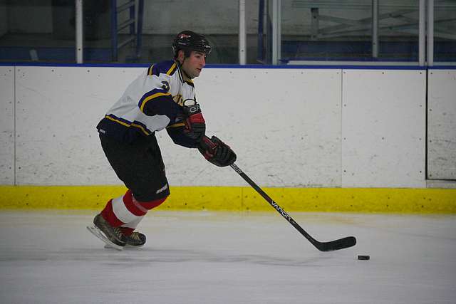 Hangar turned hockey rink: Tampa Bay Lightning, MacDill service members  play hockey > MacDill Air Force Base > News