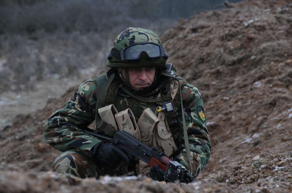 A Bulgarian army soldier of 1st Company, 38th Mechanized - NARA & DVIDS ...