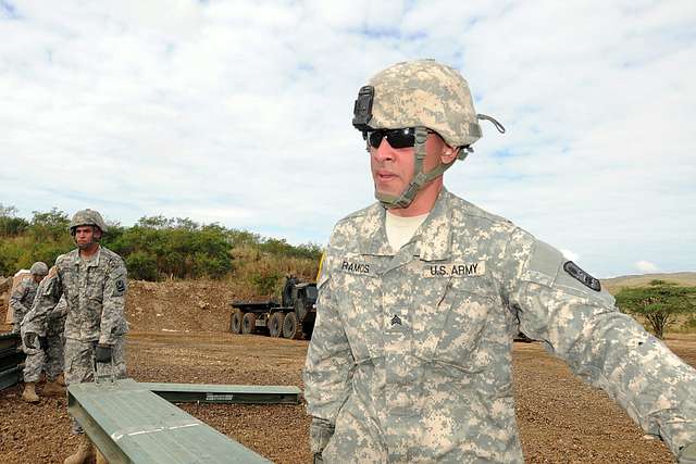 Army engineers of the Puerto Rico Army National Guard - PICRYL Public ...