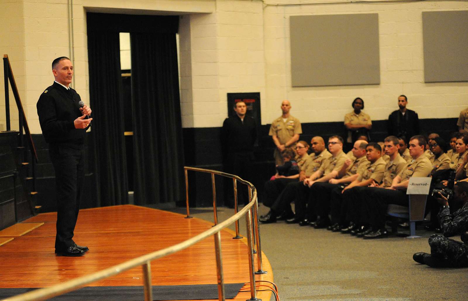 Master Chief Petty Officer Of The Navy Mcpon Mike Stevens Hands | My ...