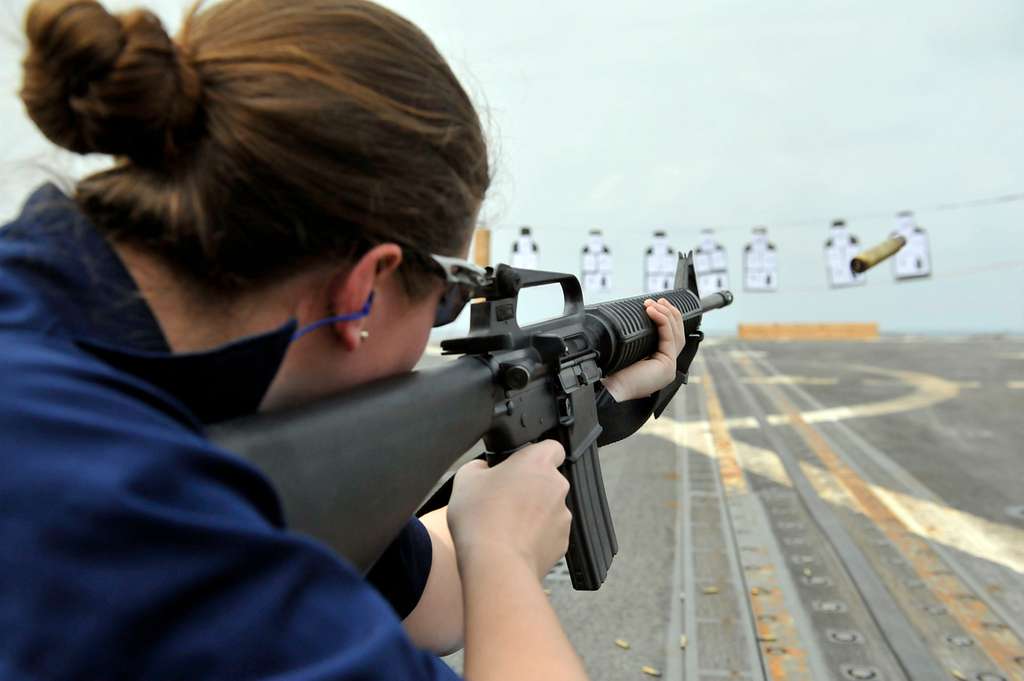 DVIDS - Images - New Commander takes the Helm at Navy Reserve Navy  Installations Command [Image 1 of 4]