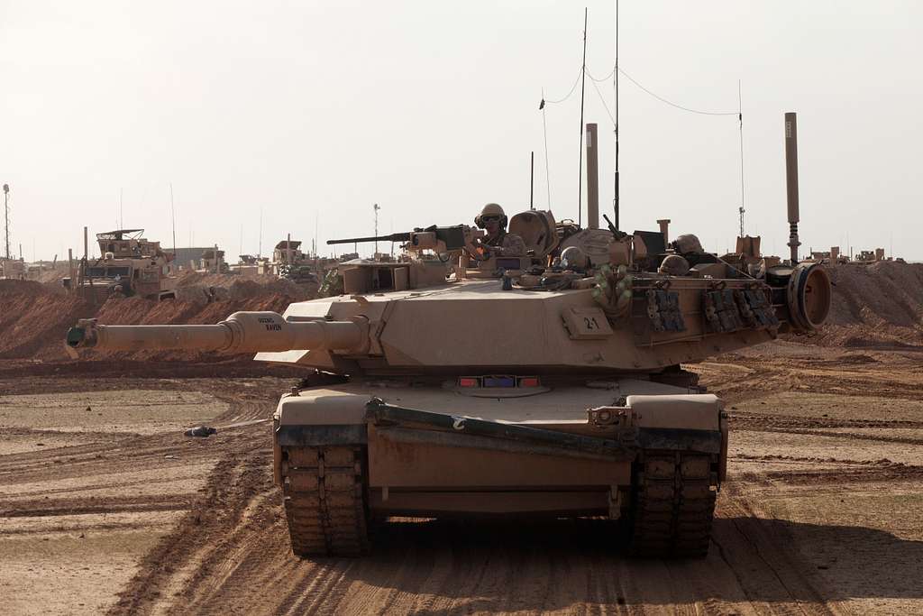 A U.S. Marine Corps M1A1 Abrams tank assigned to Delta - NARA & DVIDS ...