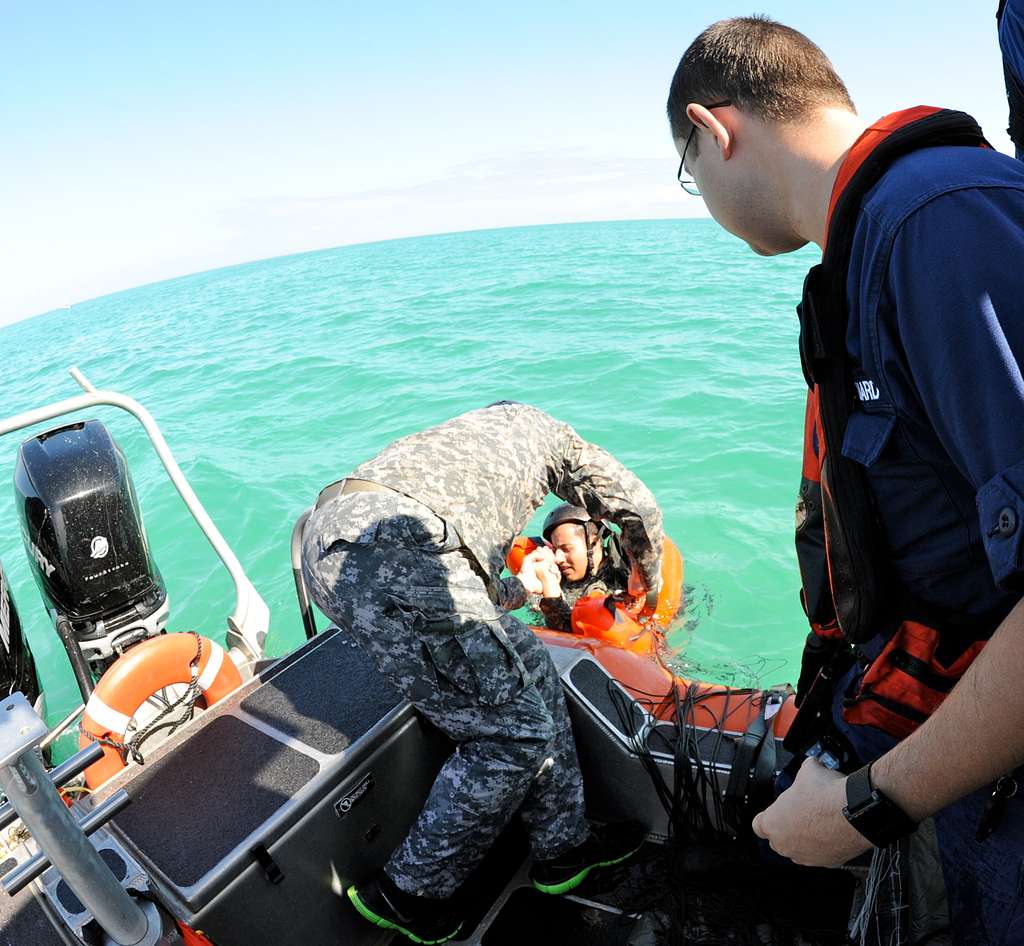 Crew members from Coast Guard Station Miami Beach and - PICRYL - Public ...