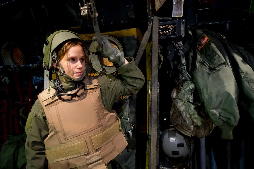 U.S. Air Force Capt. Stefanie Ledford, flight nurse, - NARA & DVIDS ...