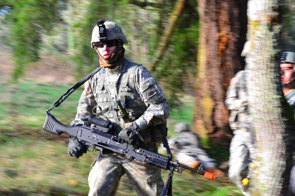 Браво солдат. Аватарка солдат National Guard. U.S. Infantry Regiment (the Guard）. Army NBC Suit Carbon impregnated sh.