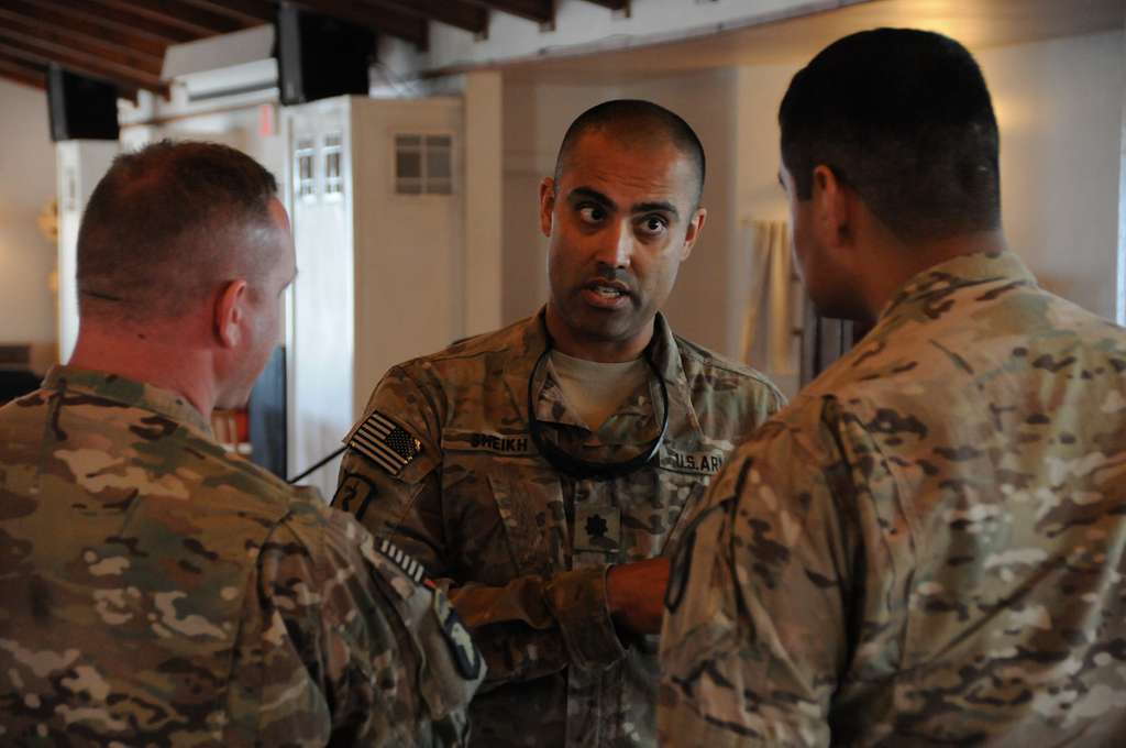 U.S. Army Lt. Col. Aatif Sheikh, a pharmacy consultant - PICRYL ...